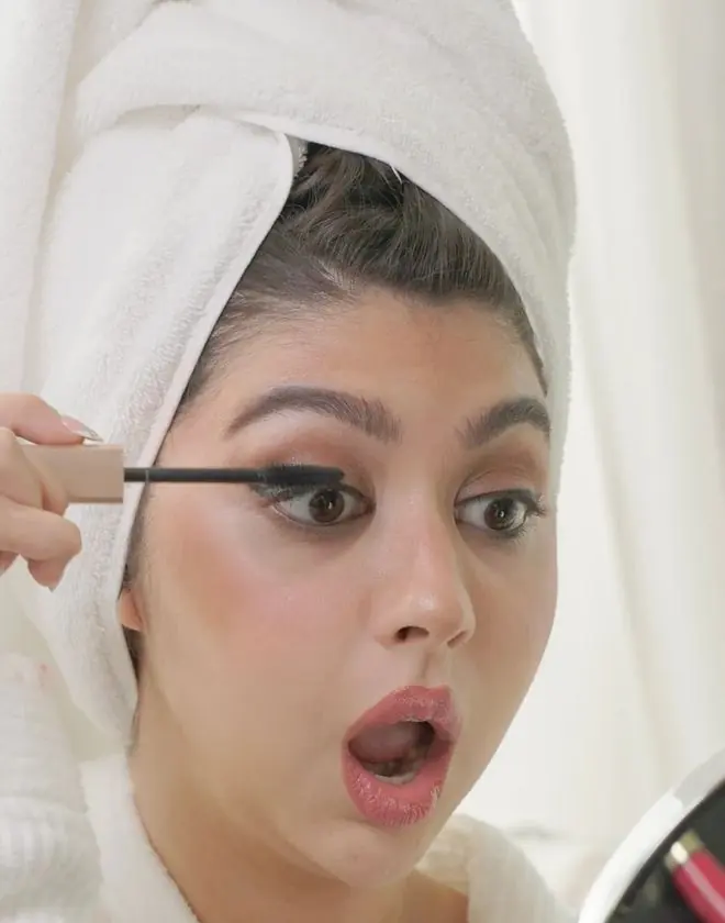 L'Oréal mascara application, content produced by Benjamin's Agency